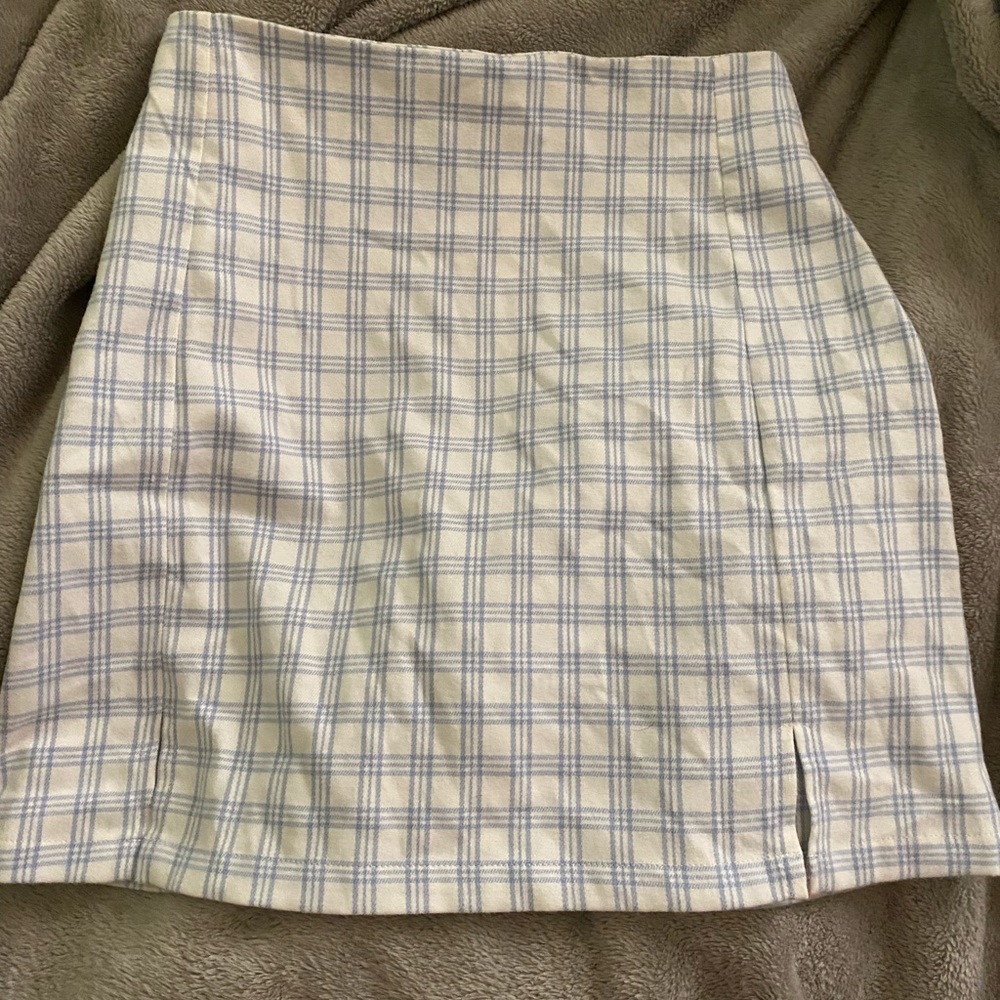 Never worn plaid Brandy Melville skirt
